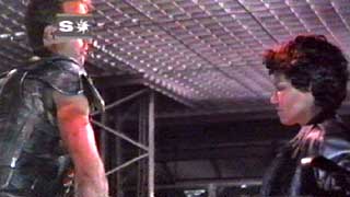 I know, let's kill the alien blindfolded! (14K)